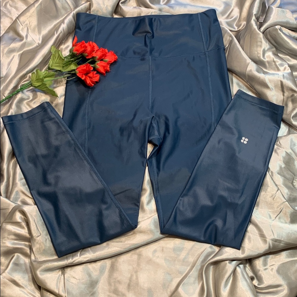 🌹Sweaty Betty London • NWOT Shinny Teal Green/Blue 7/8 Length Leggings